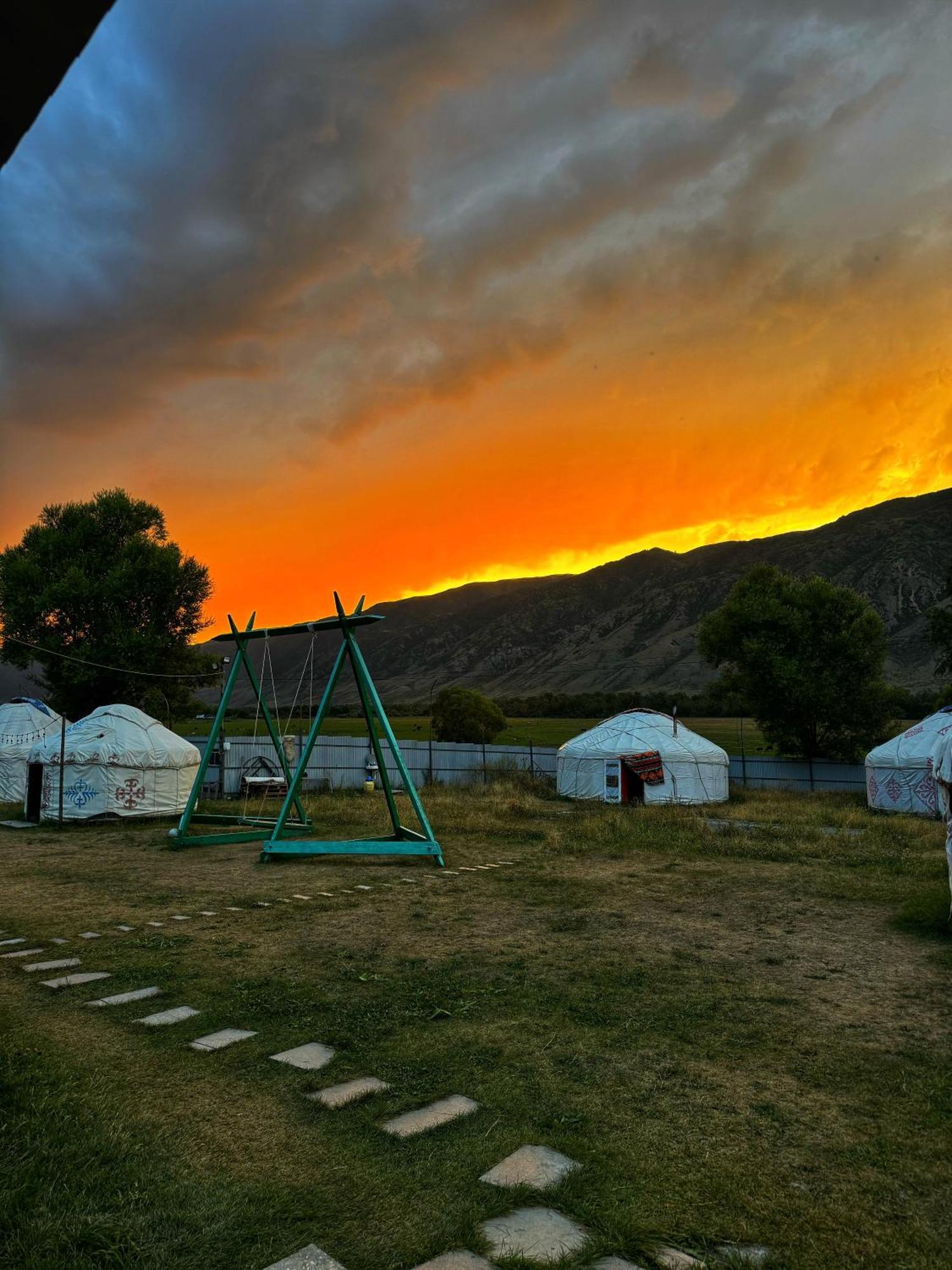 Kolsay Kazakh Village Saty Exteriör bild